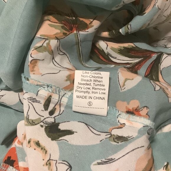 Shein Curve Women’s Floral Wrap V-Neck Short Sleeves Shirt Blouse Size 3XL - Picture 14 of 16